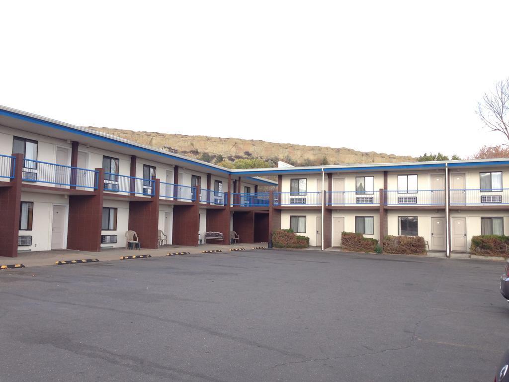 Rodeway Inn Billings Logan Intl Airport Near St Vincent Hospital Экстерьер фото