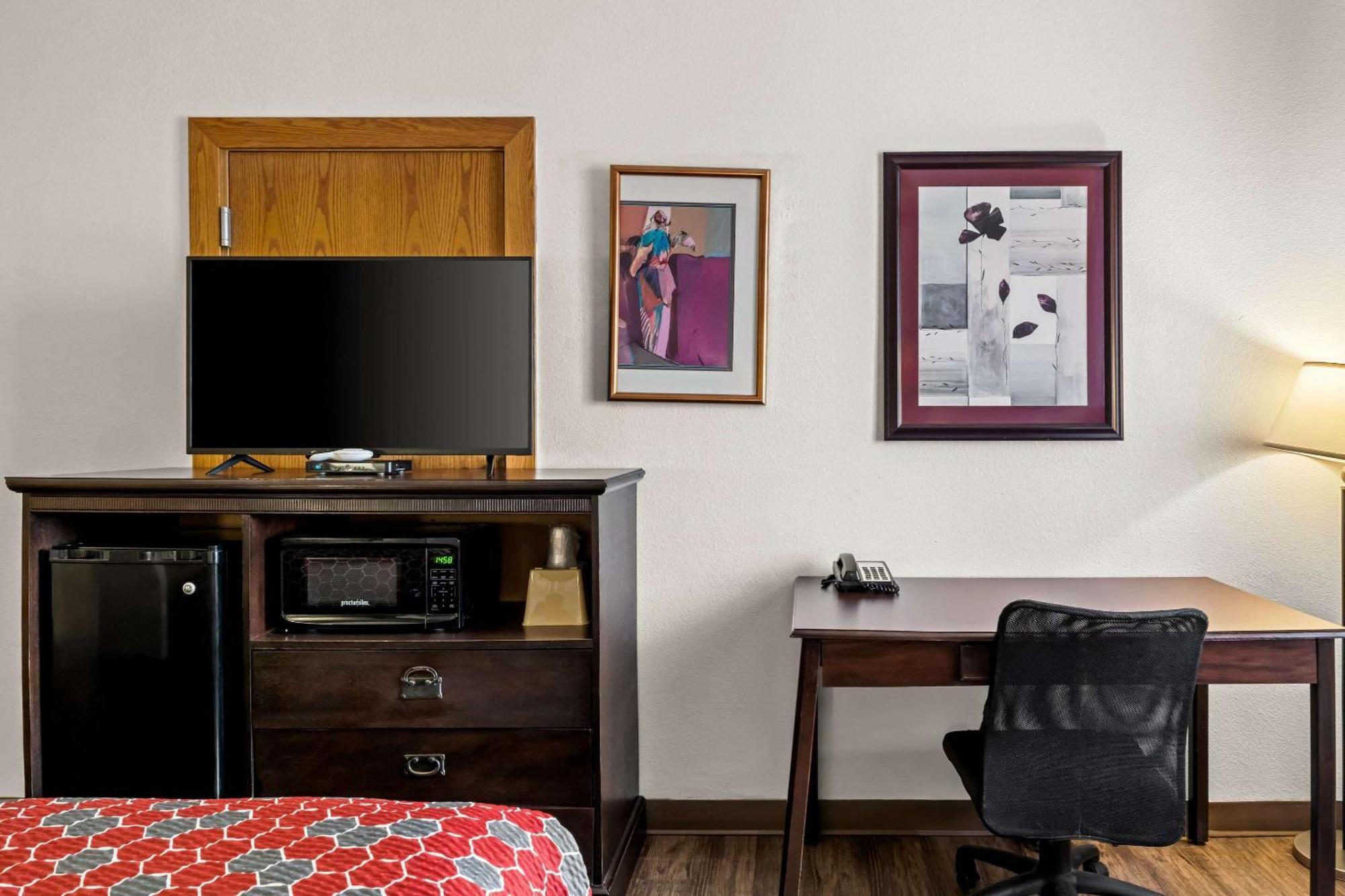 Rodeway Inn Billings Logan Intl Airport Near St Vincent Hospital Экстерьер фото