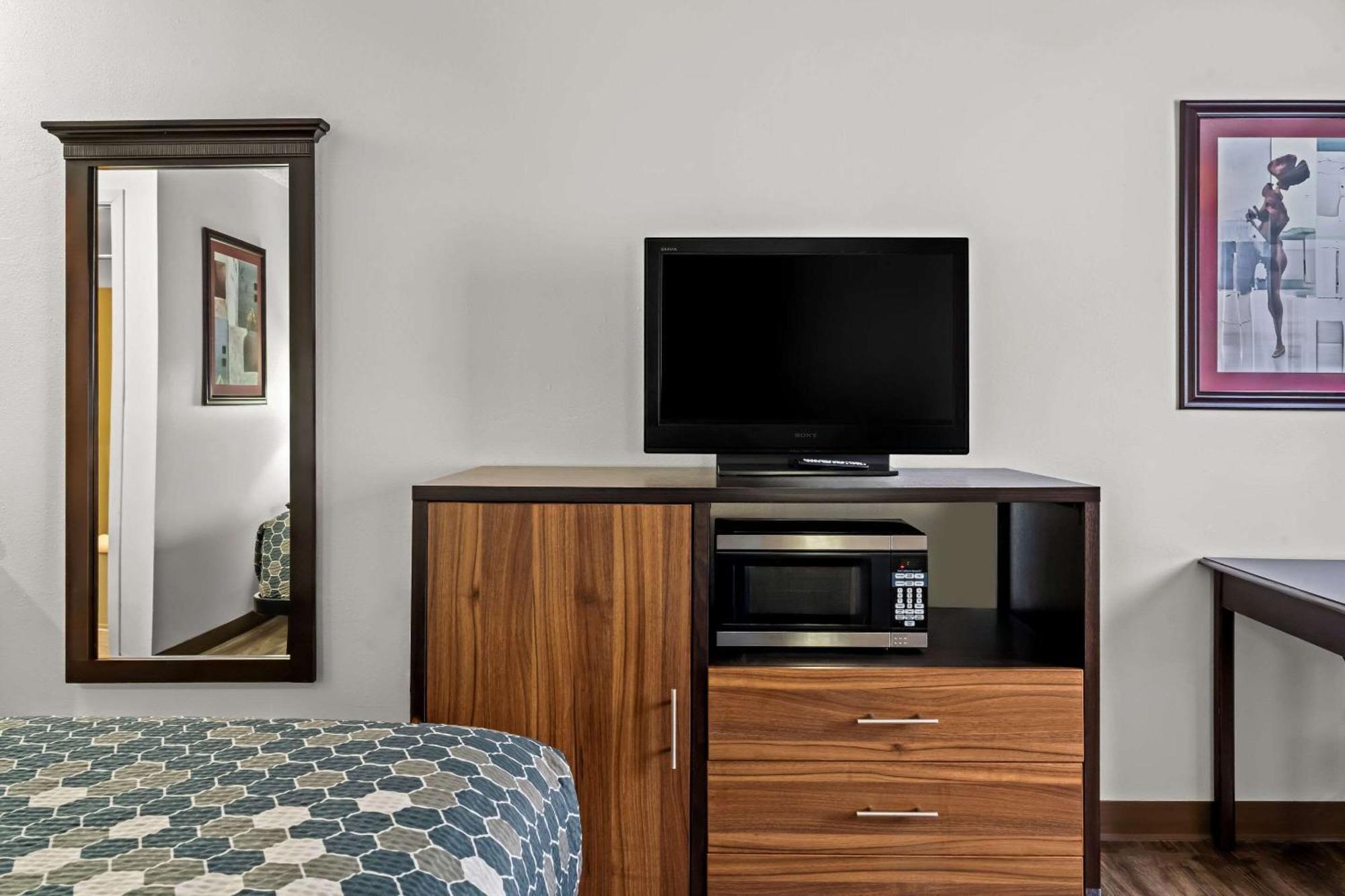 Rodeway Inn Billings Logan Intl Airport Near St Vincent Hospital Экстерьер фото